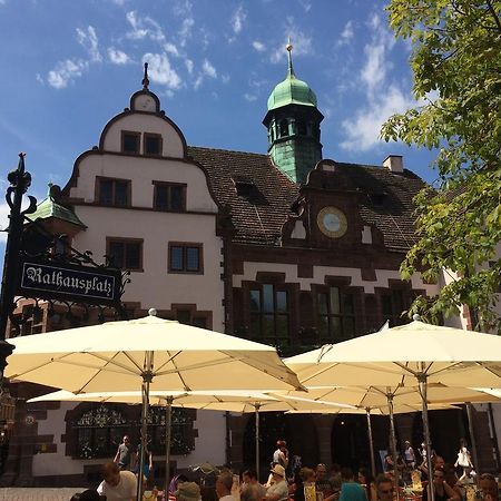 פרייבורג Hotel Am Rathaus מראה חיצוני תמונה