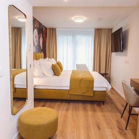 פרייבורג Hotel Am Rathaus מראה חיצוני תמונה