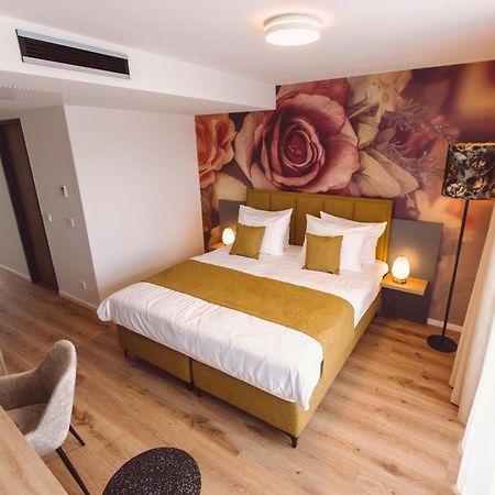 פרייבורג Hotel Am Rathaus מראה חיצוני תמונה