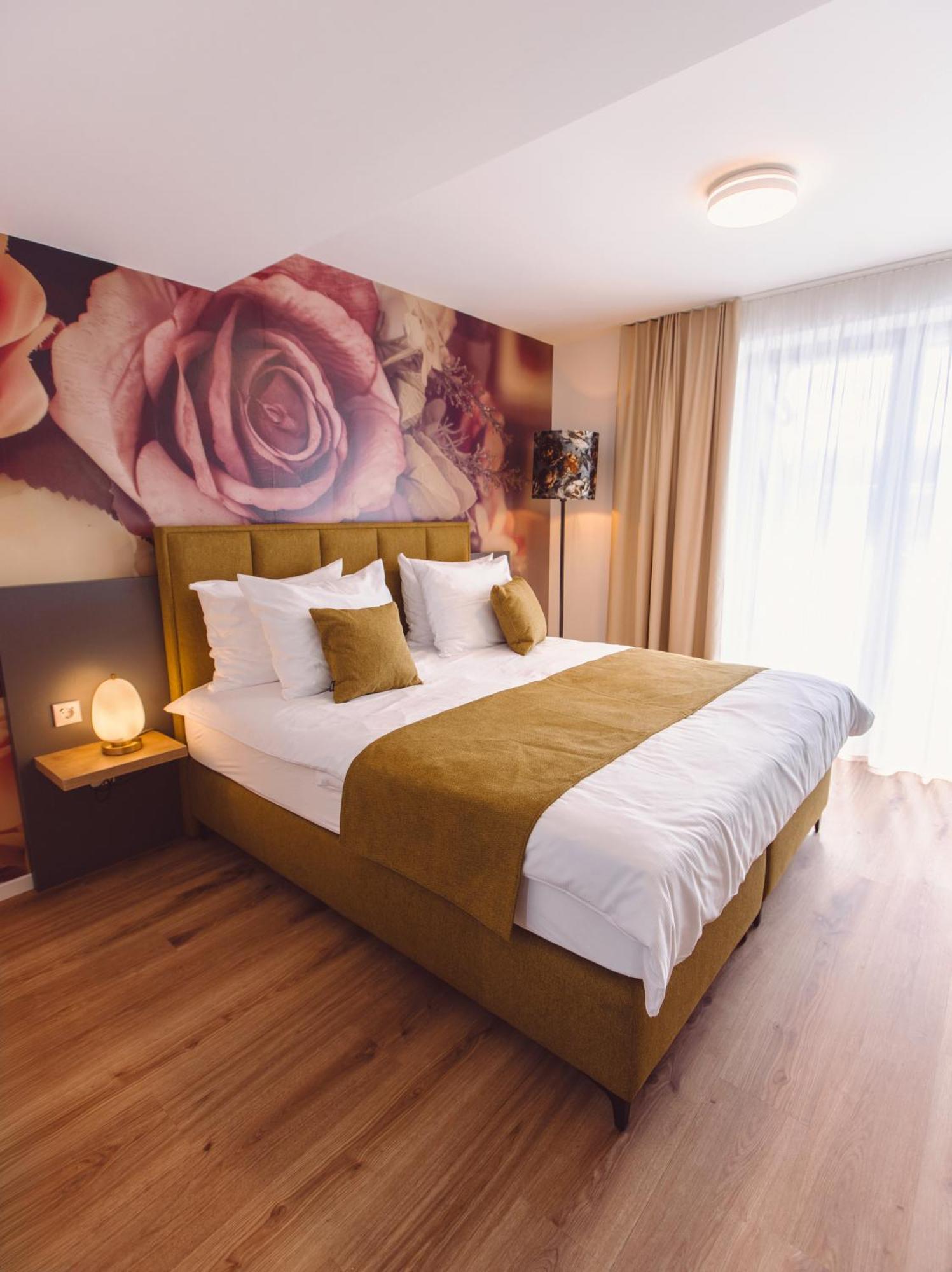 פרייבורג Hotel Am Rathaus מראה חיצוני תמונה