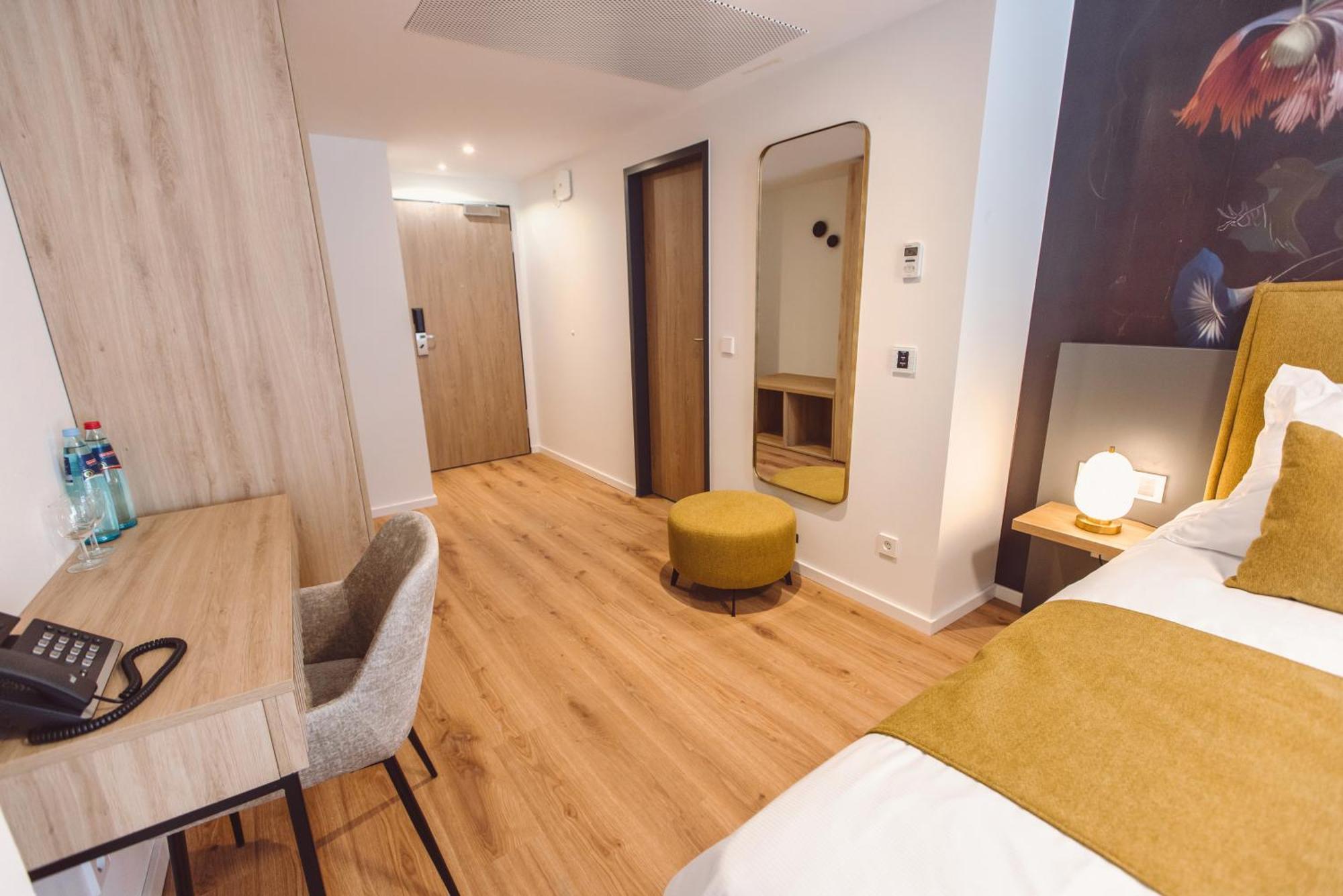 פרייבורג Hotel Am Rathaus מראה חיצוני תמונה