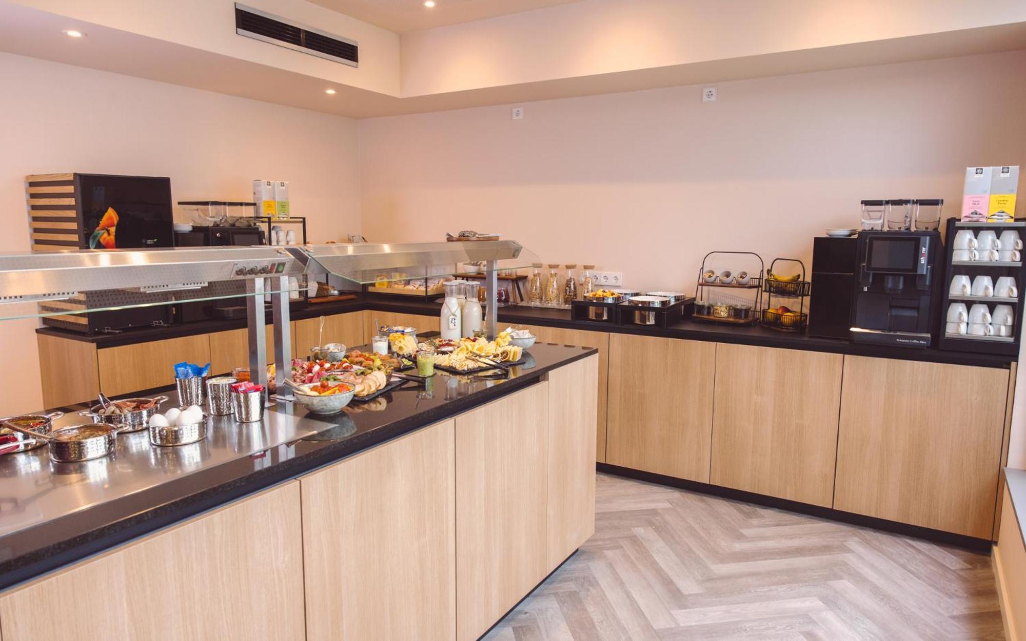 פרייבורג Hotel Am Rathaus מראה חיצוני תמונה