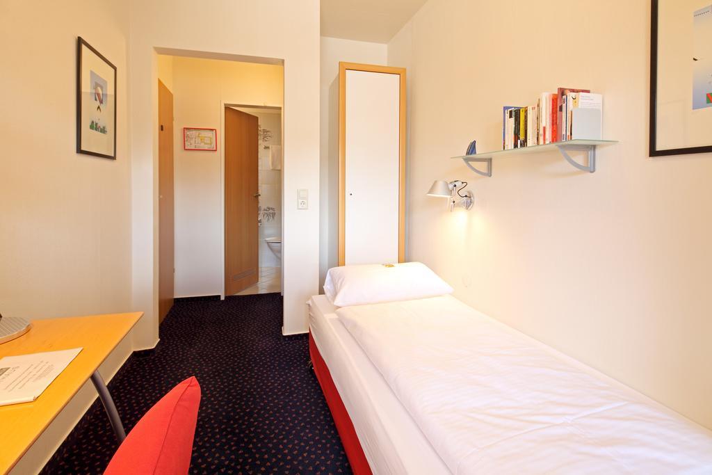 פרייבורג Hotel Am Rathaus חדר תמונה